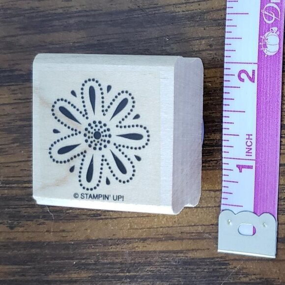 Stampin Up 2x2 Inch Polka Dot Flower Wood Mounted Rubber Stamp - Picture 4 of 8